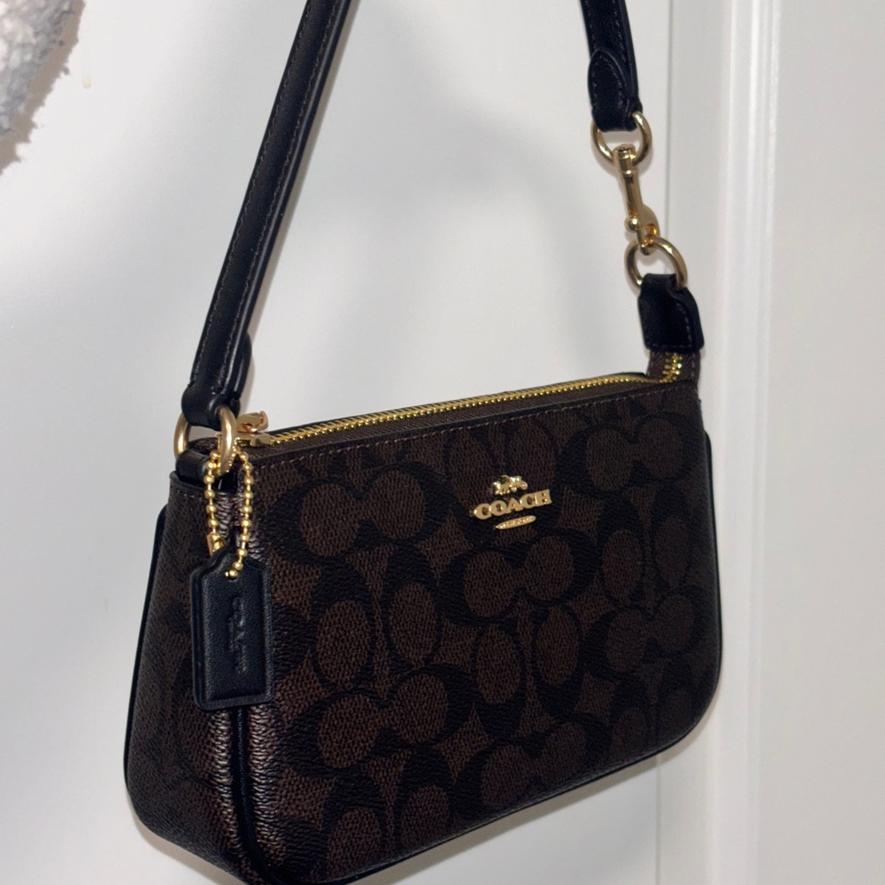 Coach Nolita 19 - Picture 6 of 9